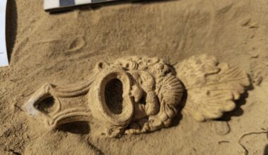 The Roman mask-decorated oil lamp found in Cuijk. Credit: Gemeente Land van Cuijk