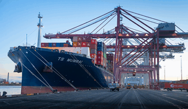 Port of Tyne and Artemis Technologies demonstrate electric foiling technology