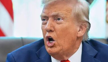 ‘It’s a Hostile Act’: Frantic Trump Threatens GOP Rebels as Epstein Vote Gains Momentum