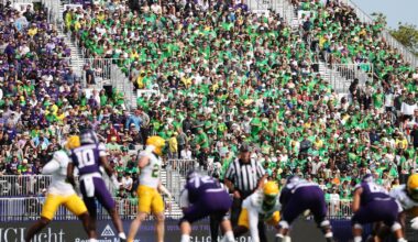 No. 4 Oregon easily handles lakefront environment at Northwestern