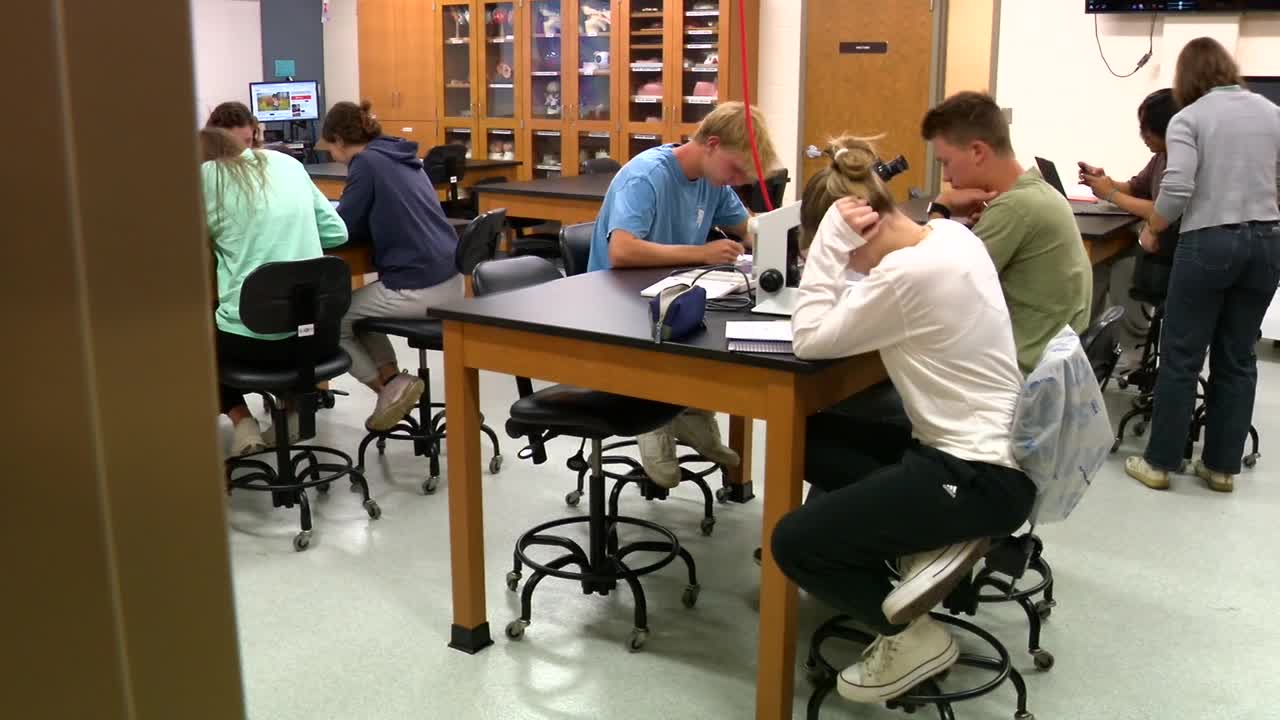 Bethel University helping graduates find employment amid challenging labor market