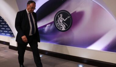 Bank of England meeting preview - to slow bond sales, keep rates steady at 4%