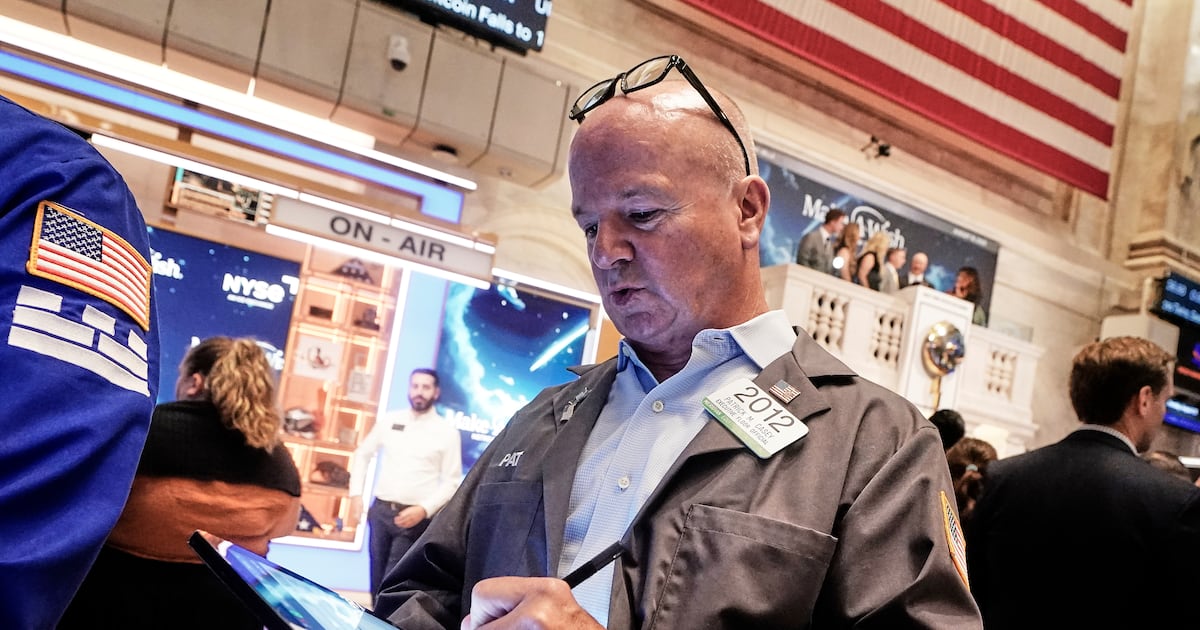 U.S. stocks fall toward their worst day in a month