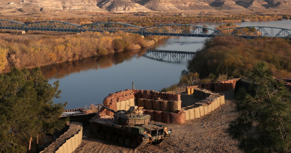 Syria's Kurds recover footing as Al Shara's push for control falters