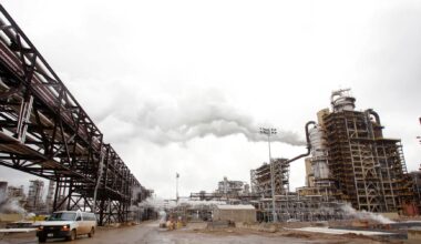 Canada may drop oil emissions cap as part of new climate plan, sources say