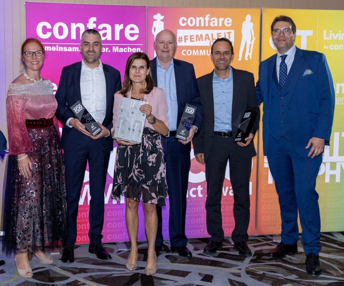 Gruppenbild der Preisträger des Confare Swiss CIOAWARD 2025