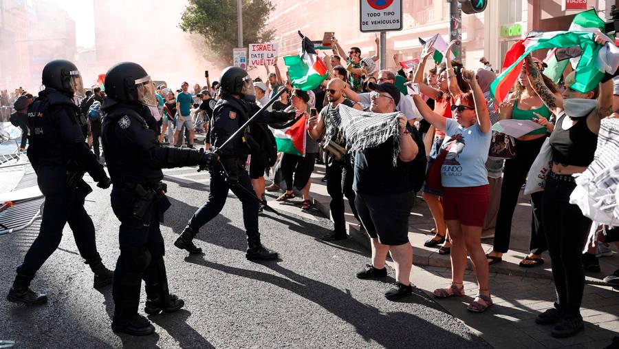 Jonas Vingegaard vinder Vuelta a España - Absurde scener i Madrid: 21. etape aflyst