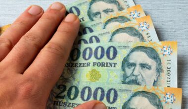 Másodpercekkel ezelőtt érkezett a friss hír! A kormány belenyúl a 13. havi nyugdíjba: Jövőre csak ők kaphatják meg az extra juttatást