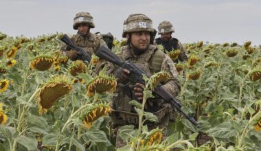 Ukraine is "buying Europe time" to prepare defense