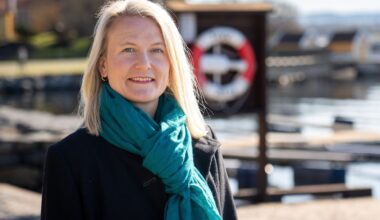Monica Mæland døper batterifergen Ampere i oktober 2014. Den var verdens første.