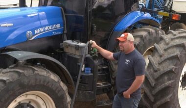 Trump-loving farmers want blue states to bail them out again