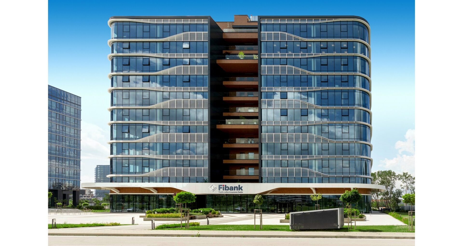 Fibank is the Best Bank for Customer Experience in Bulgaria according to Euromoney