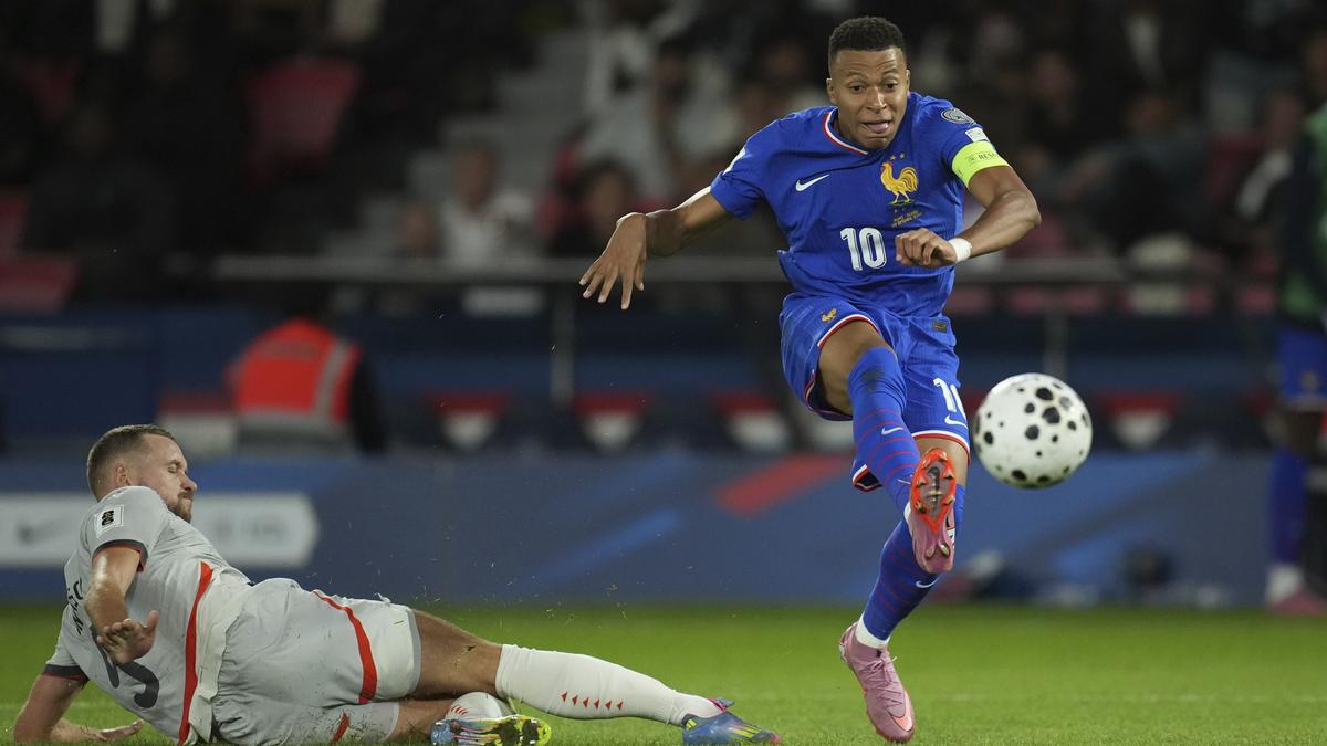 Kylian Mbappe shines as France edges Iceland 2-1 in FIFA World Cup 2026 qualifier