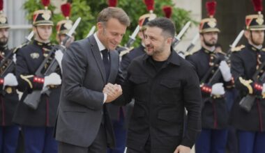Macron: Európa je pripravená poskytnúť Ukrajine záruky