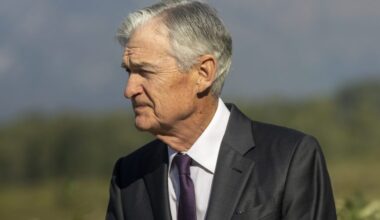 The Fed 'desperately' wants to avoid a recession because it doesn't want to get blamed: Zandi