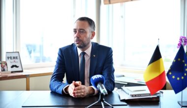 Seizing Russian assets would risk 'terrible systemic shock' to euro, Belgian foreign minister