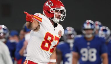 Chiefs’ Travis Kelce, Andy Reid have heated exchange on sideline vs. Giants