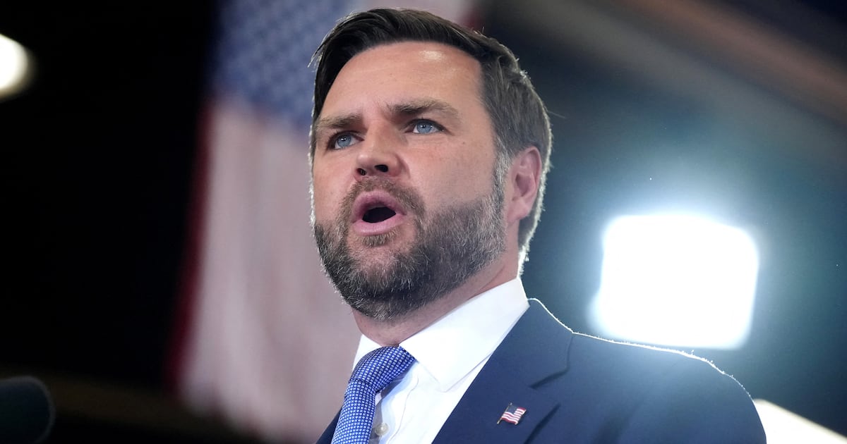 Musician Dolly Mavies, Who Walked Out on Own Concert Because JD Vance Was There, Speaks Out
