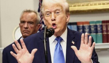 Trump's own FDA contradicts him hours after rambling Tylenol comments: MSNBC