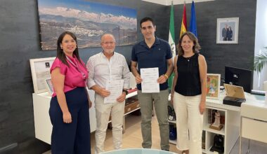 El Ayuntamiento firma un convenio con la Asociación Álamos que permitirá la apertura de una nueva sede en el centro de la ciudad