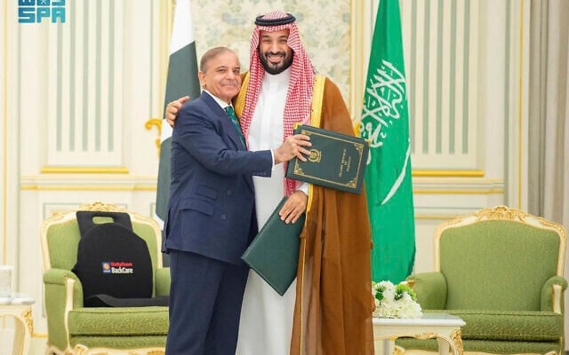The Blogs: Saudi–Pak Nuke Pact: Iran’s Worst Nightmare | Jose Lev Alvarez Gomez