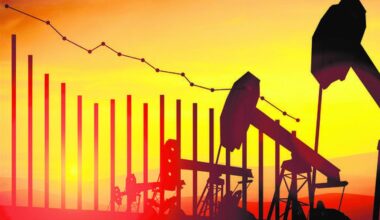 Crude oil futures fall as IEA report signals rising supply 
