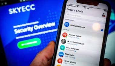 Zitting op SKY ECC-proces in Charleroi geschorst, omdat afwezige beklaagde plots opduikt in België