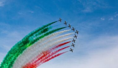 Italy mulls keeping state flights secret after jamming of EU chief's p