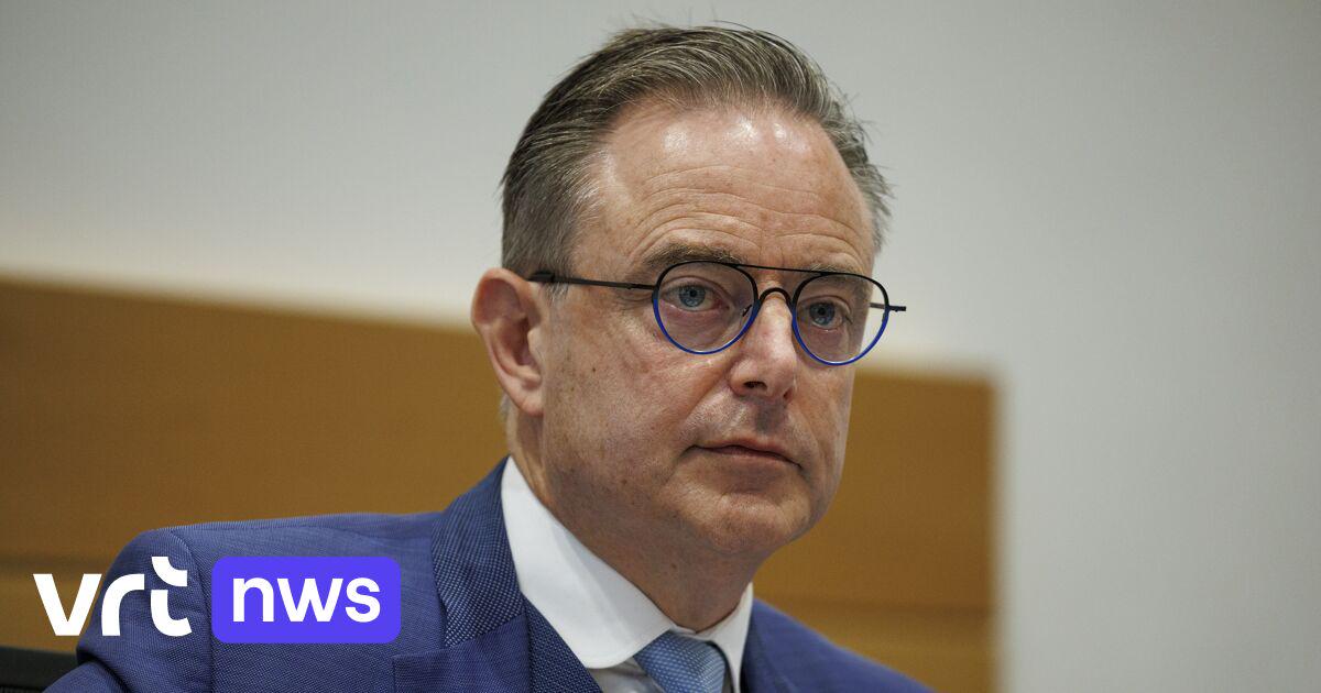 Politiek - Premier De Wever: "Gazadebat werd gevoerd in morele termen, dat heeft me geweldig gestoord" | VRT NWS: nieuws