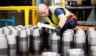 Poland forms strategic partnership with Britain’s BAE Systems to produce artillery shells