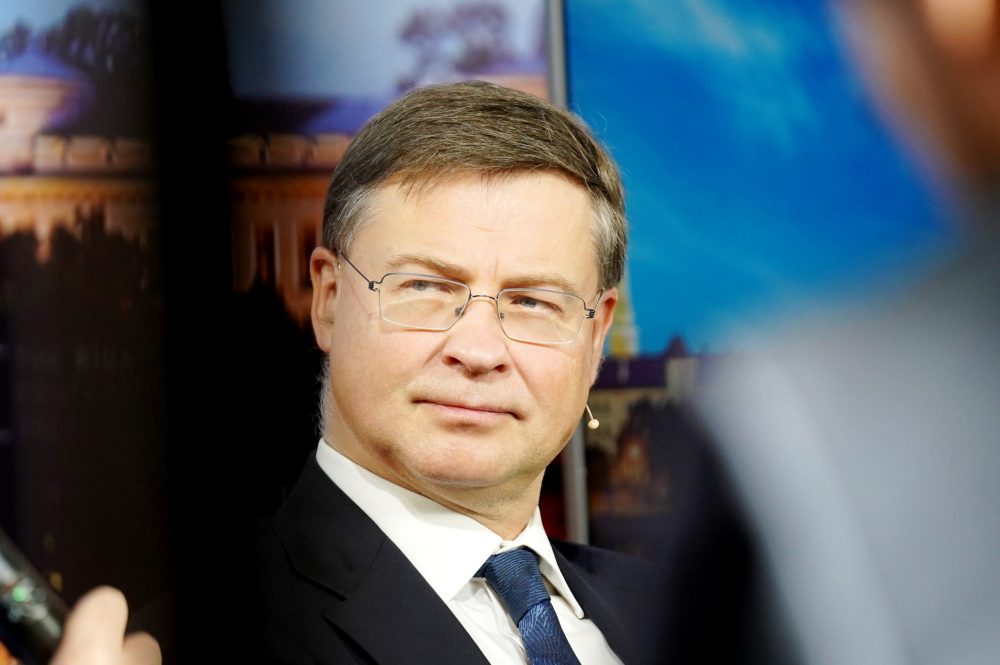 Dombrovskis: Latvijai jāstiprina drošība un ekonomikas izaugsme