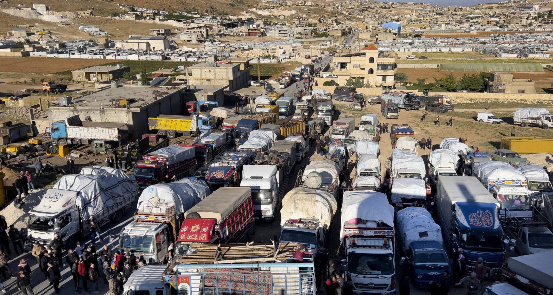 850,000 Syrian refugees have returned home since Assad’s fall, UN says