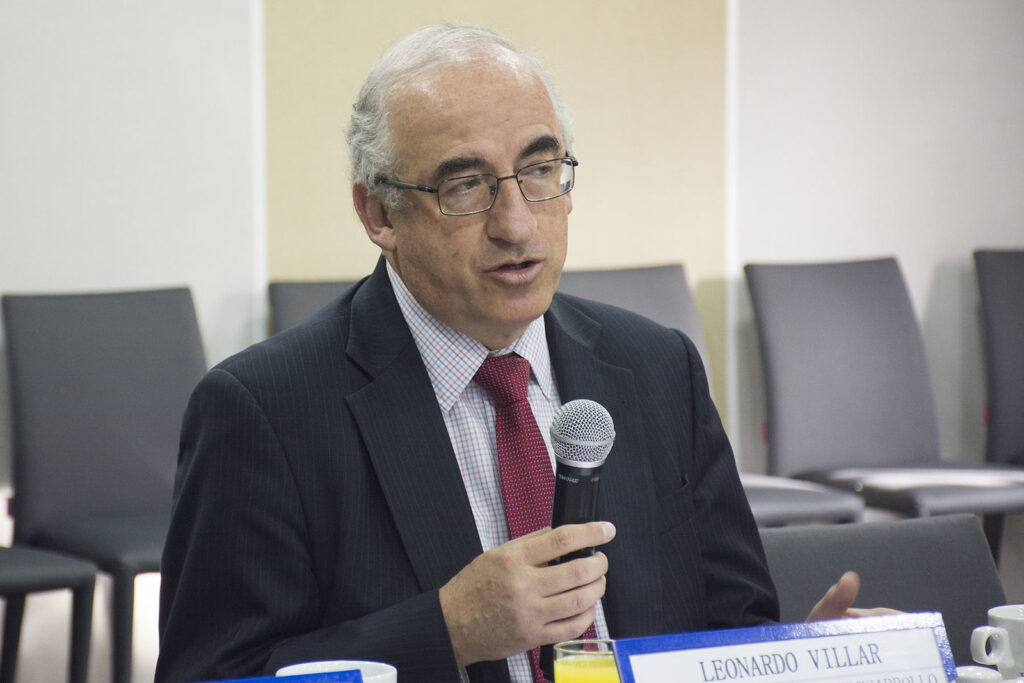 Leonadro Villar, manager of Central Bank of Colombia.