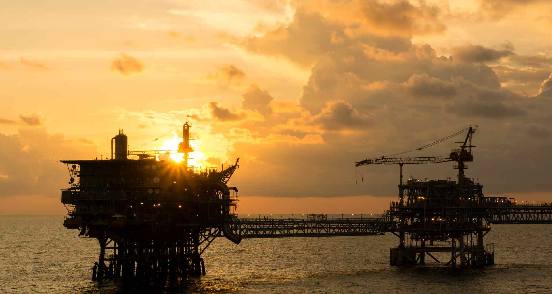 Libya Boosts Oil Production - freepik