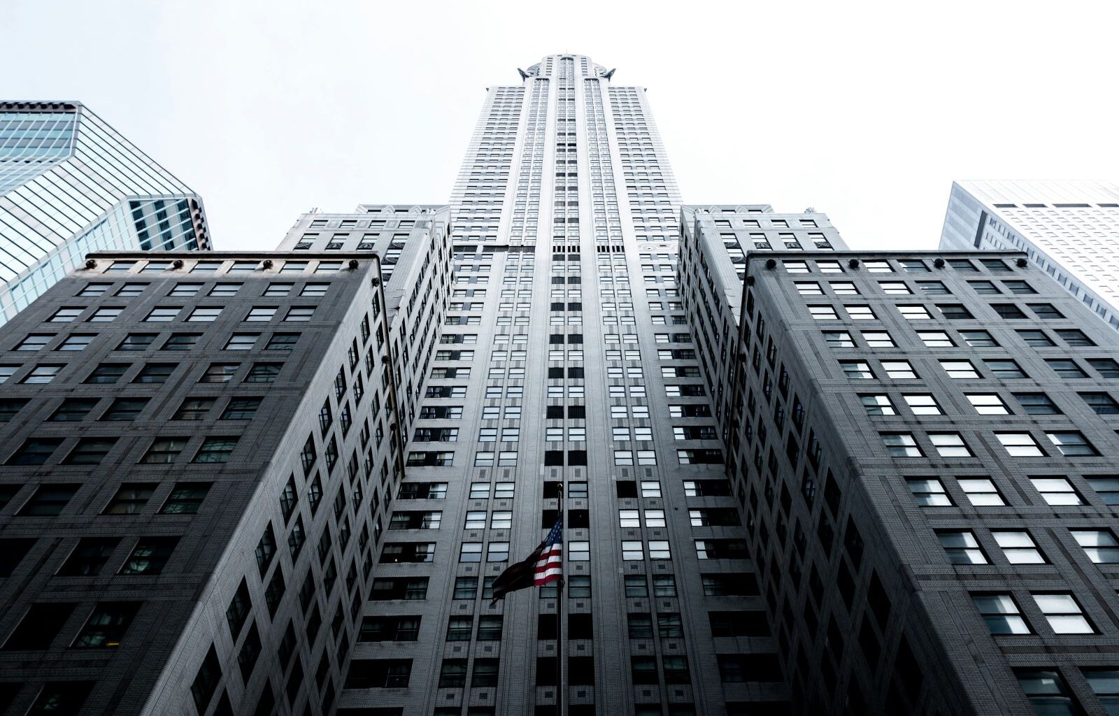 Stocks Supported by Hopes of Additional Fed Rate Cuts