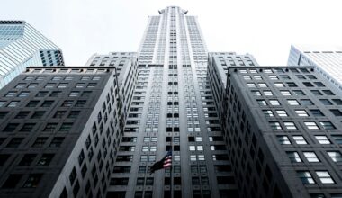 Stocks Supported by Hopes of Additional Fed Rate Cuts