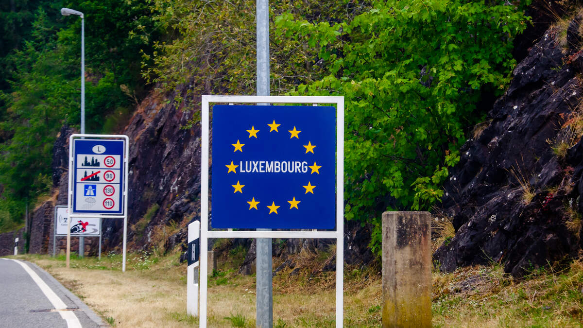 Logo lt