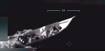 Fuerzas de Estados Unidos “dispararon” a un barco procedente de Venezuela con drogas. Momento del ataque