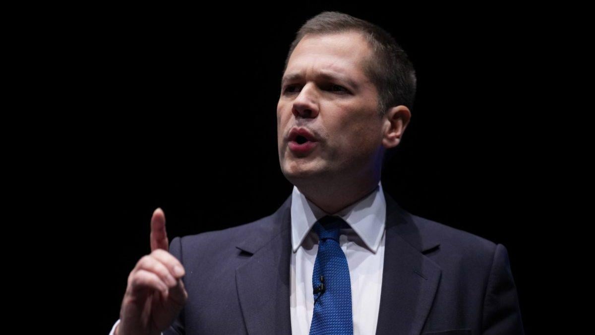 Robert Jenrick says asylum seekers should be held in camps