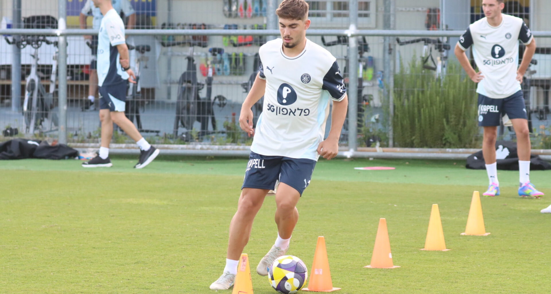Azo joins Ashdod on loan