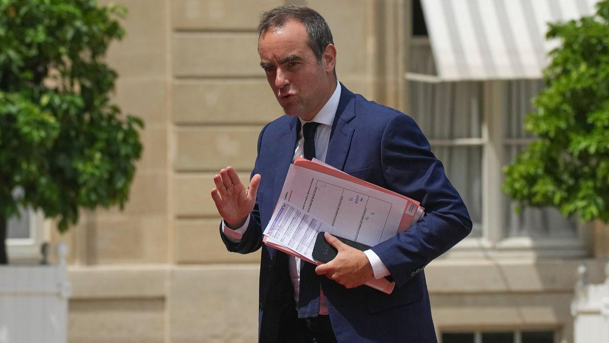 Les premières annonces de Sébastien Lecornu sur le budget fâchent la gauche