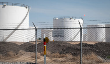 Environmental groups sue Colorado over late permits
