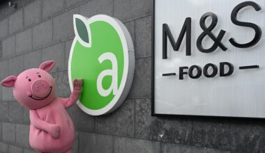 M&S expands Click & Collect in Ireland with new food outlet store