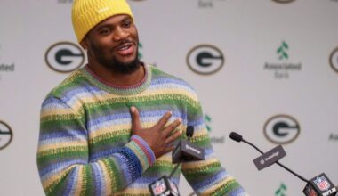 Micah Parsons managing facet joint sprain in back ahead of season opener: Source