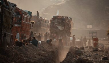 Pakistan to shut down 16 Afghan refugee camps