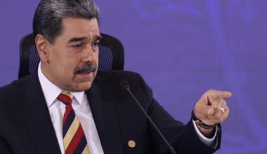 Maduro Rallies 8 Million Venezuelans to Fight U.S.