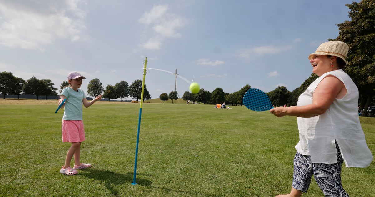 August among hottest on record, continuing summer trend – The Irish Times