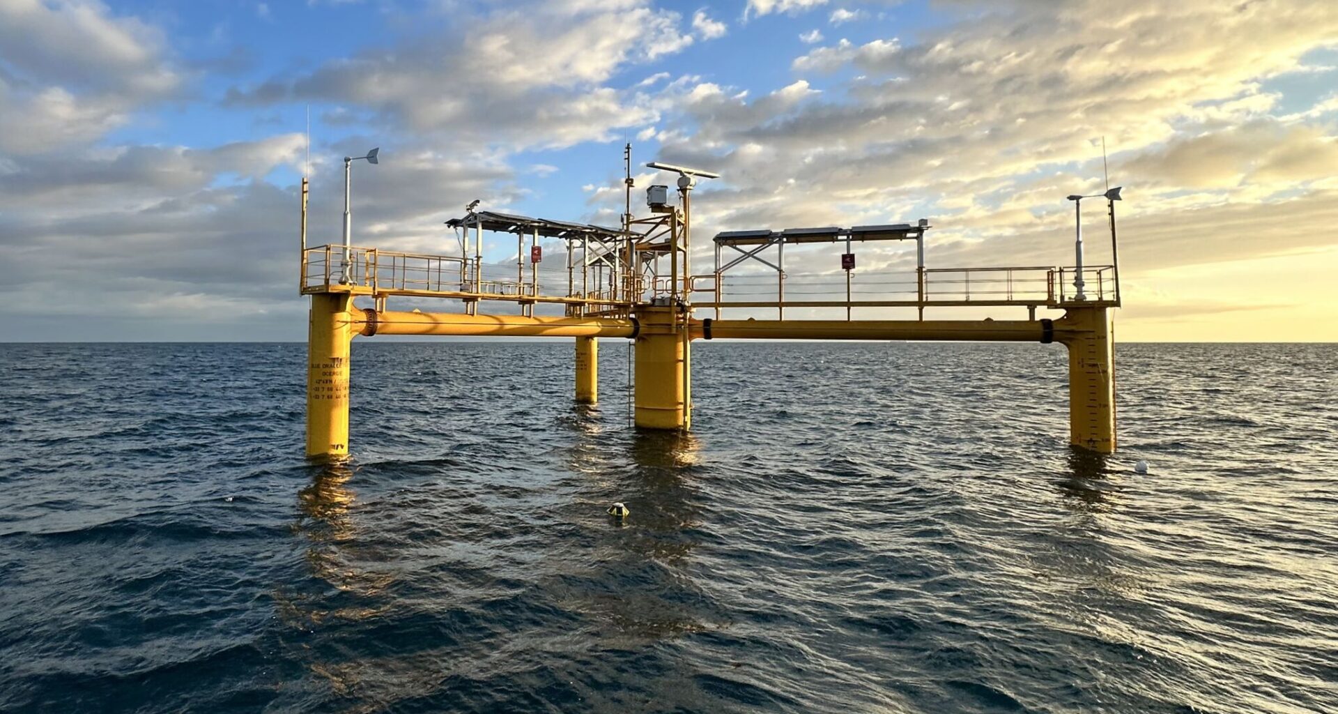 Ocergy floating wind platform