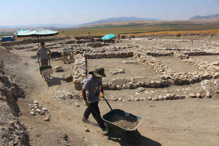 Excavations revealed the temple’s altars, its sacred chamber, and a cult stone representing the goddess Kubaba. Credit: İHA