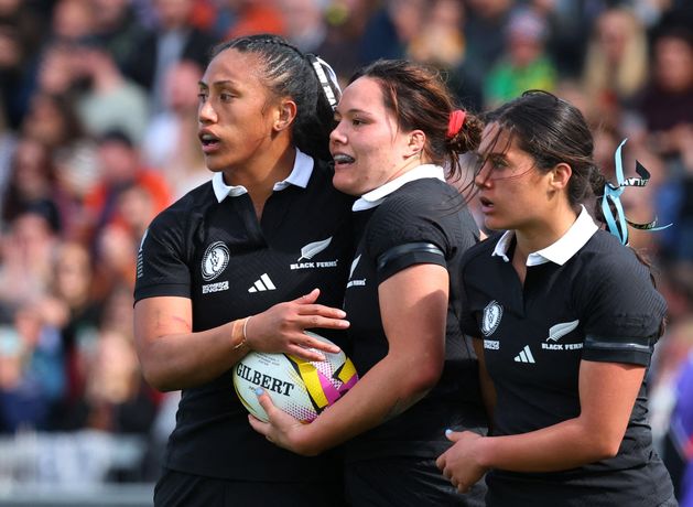 Second-half blitz on South Africa takes New Zealand to Women’s Rugby World Cup semi-finals